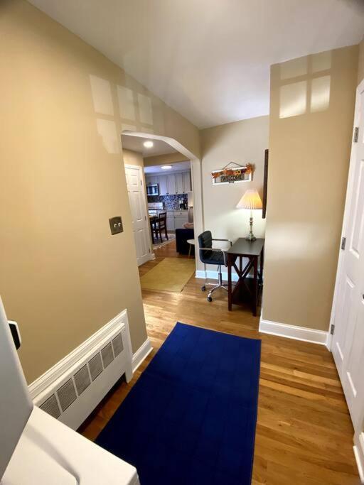 Cozy Boston Getaway Apartment! Free Parking Екстер'єр фото
